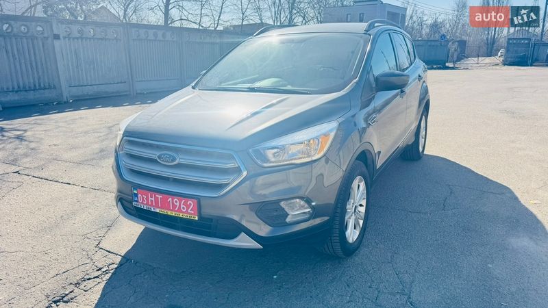 Внедорожник / Кроссовер Ford Escape 2018 в Киеве