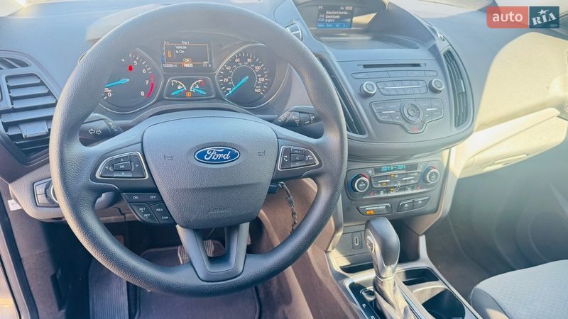 Внедорожник / Кроссовер Ford Escape 2018 в Киеве