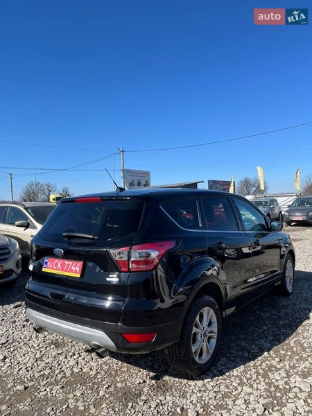 Внедорожник / Кроссовер Ford Escape 2017 в Львове