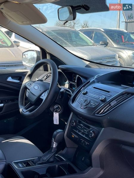 Внедорожник / Кроссовер Ford Escape 2017 в Львове