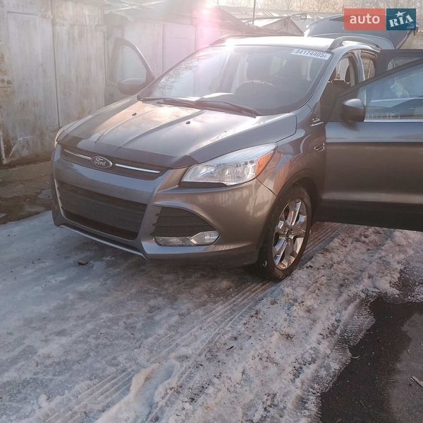 Внедорожник / Кроссовер Ford Escape 2014 в Киеве