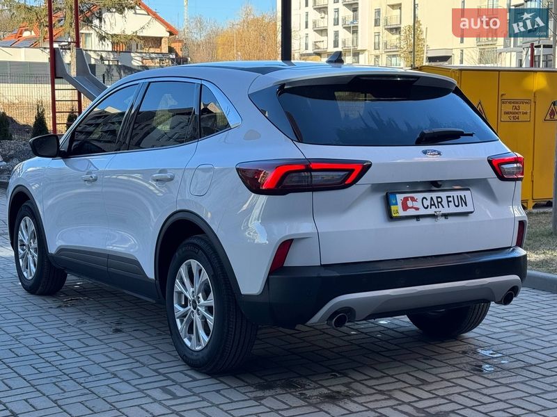 Позашляховик / Кросовер Ford Escape 2023 в Львові
