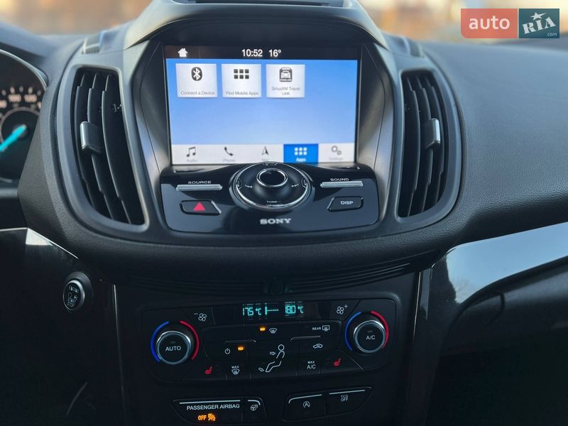 Позашляховик / Кросовер Ford Escape 2017 в Стрию