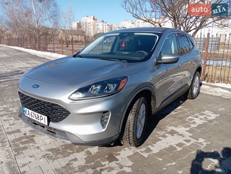 Позашляховик / Кросовер Ford Escape 2021 в Бучі