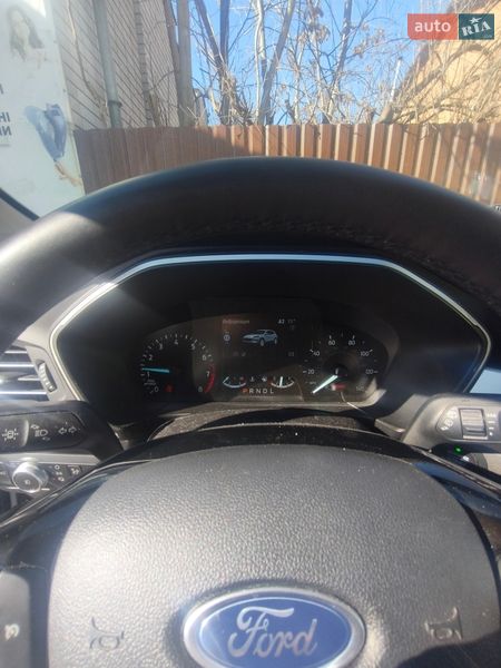 Внедорожник / Кроссовер Ford Escape 2020 в Кременчуге