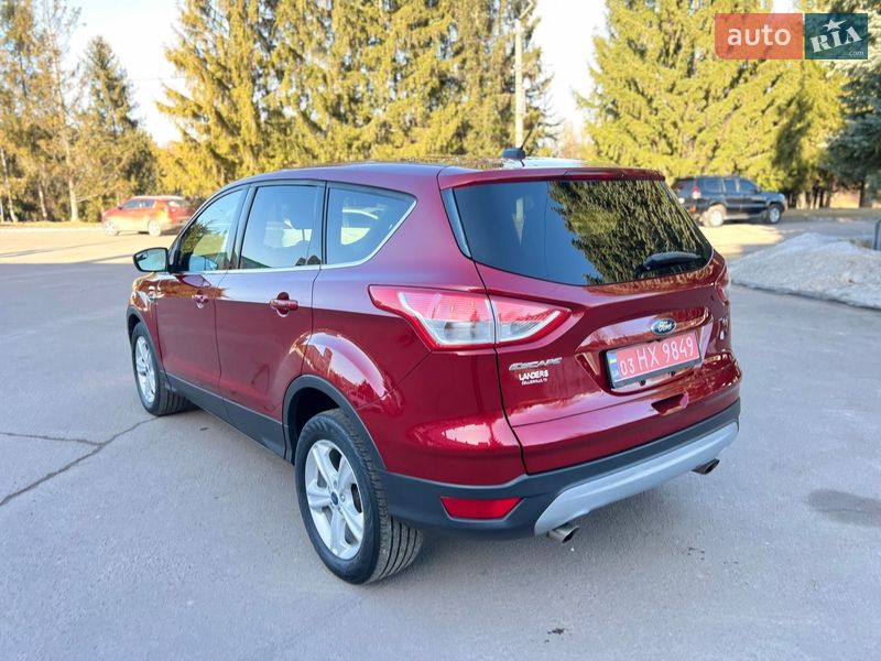 Позашляховик / Кросовер Ford Escape 2015 в Рівному