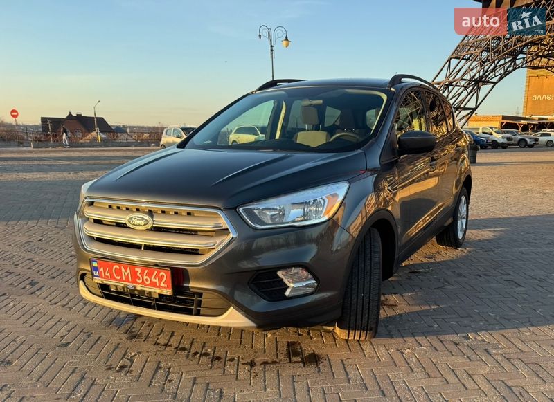 Внедорожник / Кроссовер Ford Escape 2018 в Харькове