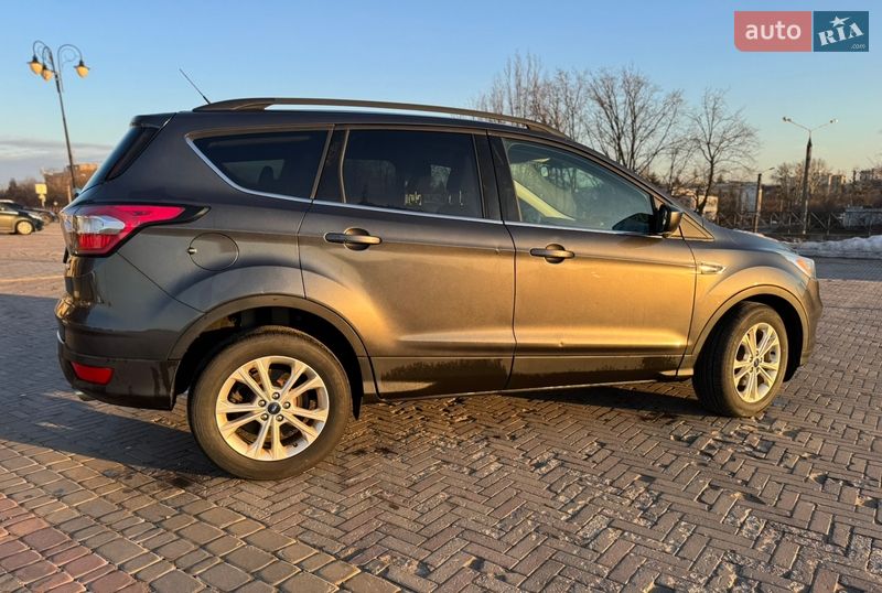 Внедорожник / Кроссовер Ford Escape 2018 в Харькове