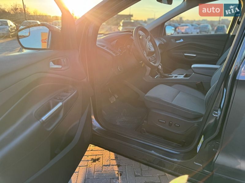 Внедорожник / Кроссовер Ford Escape 2018 в Харькове