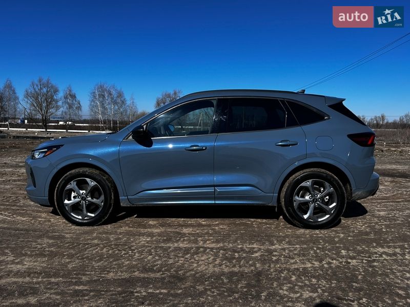 Позашляховик / Кросовер Ford Escape 2023 в Броварах