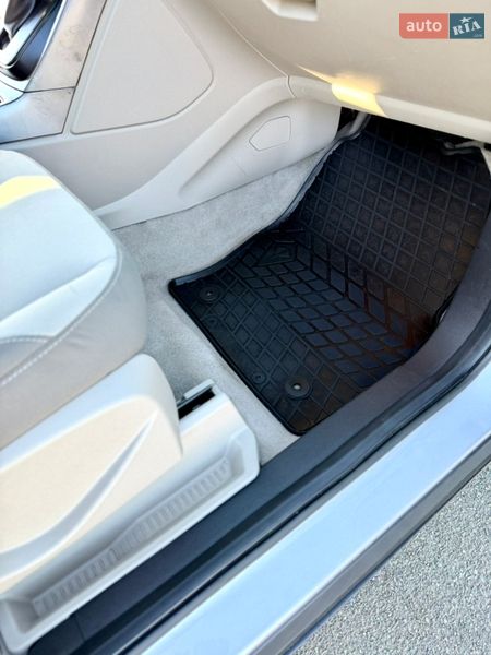 Внедорожник / Кроссовер Ford Escape 2014 в Одессе