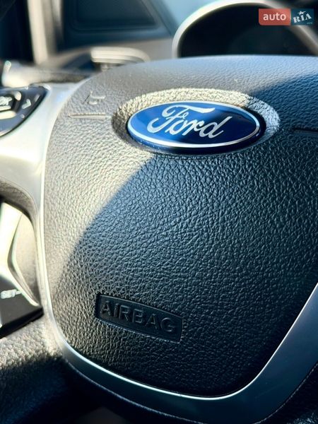 Внедорожник / Кроссовер Ford Escape 2014 в Одессе