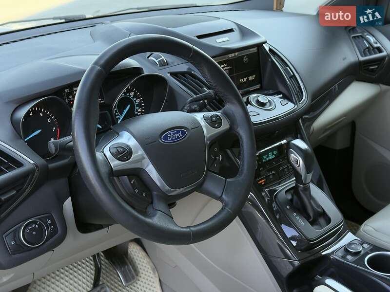 Внедорожник / Кроссовер Ford Escape 2014 в Львове