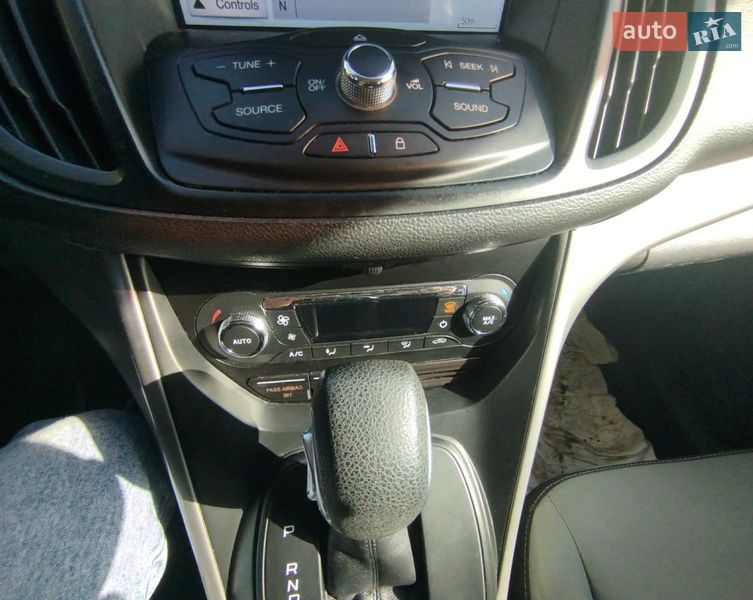 Внедорожник / Кроссовер Ford Escape 2016 в Немирове