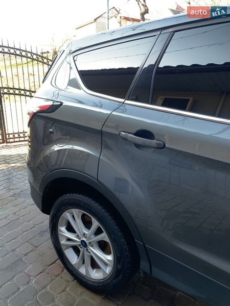 Внедорожник / Кроссовер Ford Escape 2017 в Виноградове