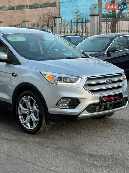 Внедорожник / Кроссовер Ford Escape 2019 в Одессе