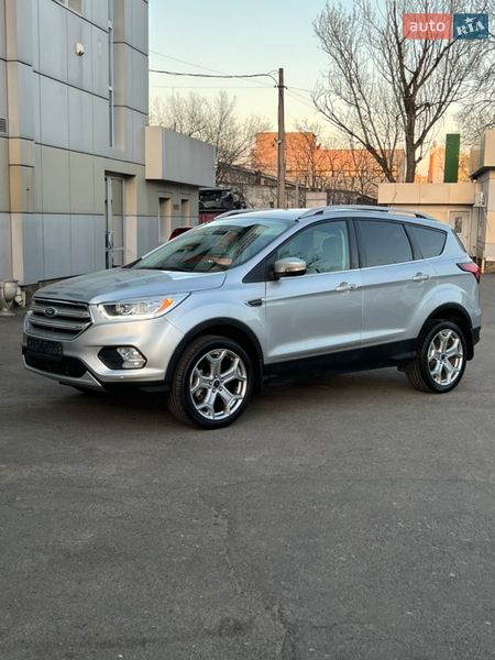 Внедорожник / Кроссовер Ford Escape 2019 в Одессе