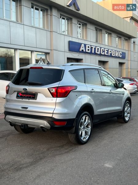 Внедорожник / Кроссовер Ford Escape 2019 в Одессе