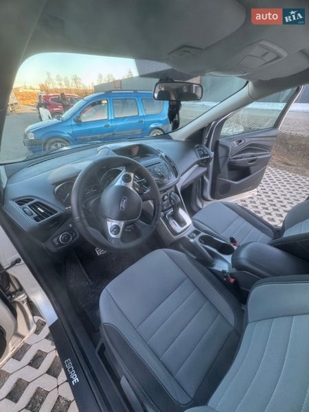 Внедорожник / Кроссовер Ford Escape 2014 в Хмельницком