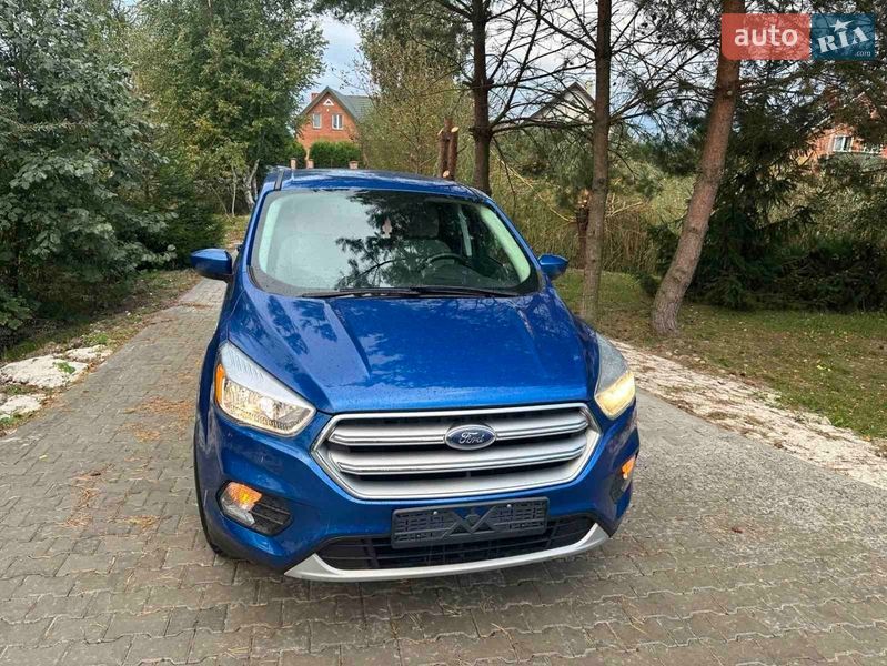 Внедорожник / Кроссовер Ford Escape 2017 в Скалате фото 8 Внедорожник / Кроссовер Ford Escape 2017 в Скалате