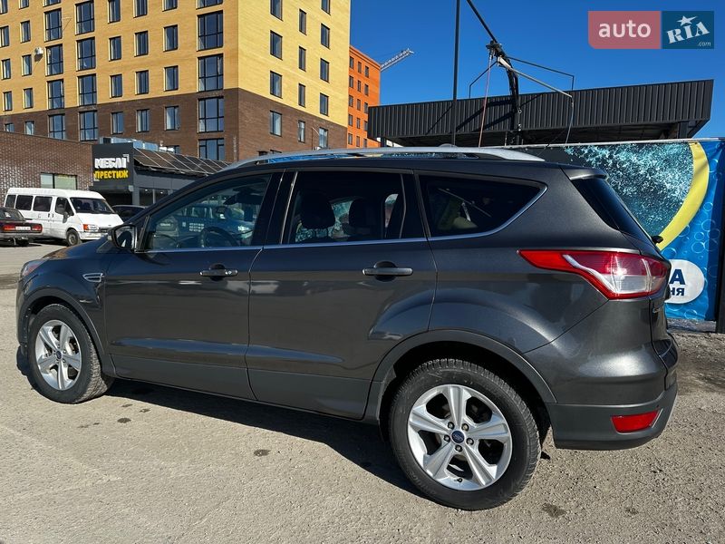 Позашляховик / Кросовер Ford Escape 2015 в Нетішині