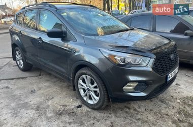 Внедорожник / Кроссовер Ford Escape 2016 в Киеве