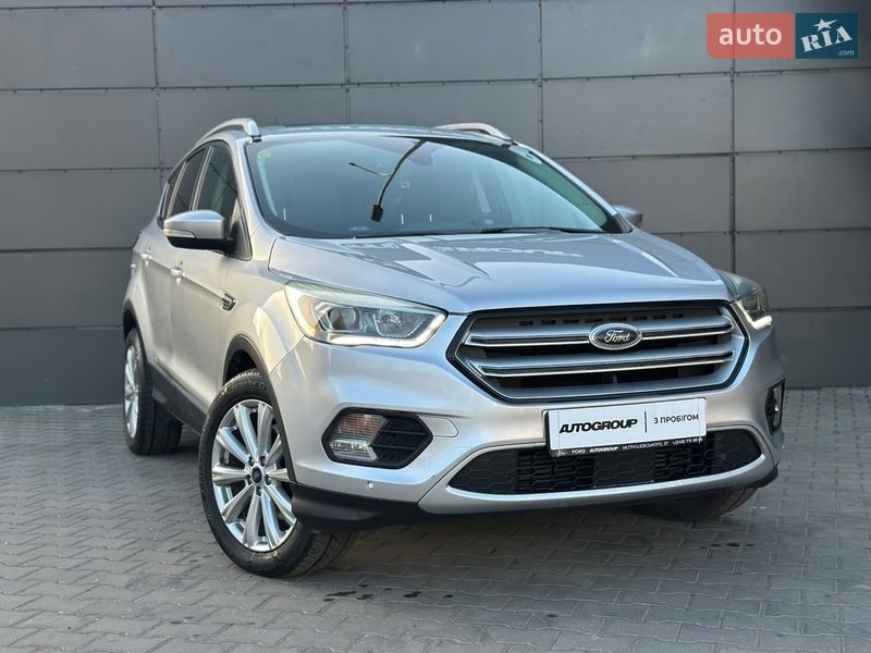 Позашляховик / Кросовер Ford Escape 2017 в Одесі