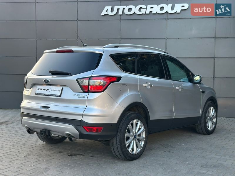 Позашляховик / Кросовер Ford Escape 2017 в Одесі
