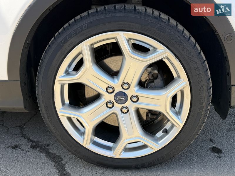 Внедорожник / Кроссовер Ford Escape 2019 в Киеве