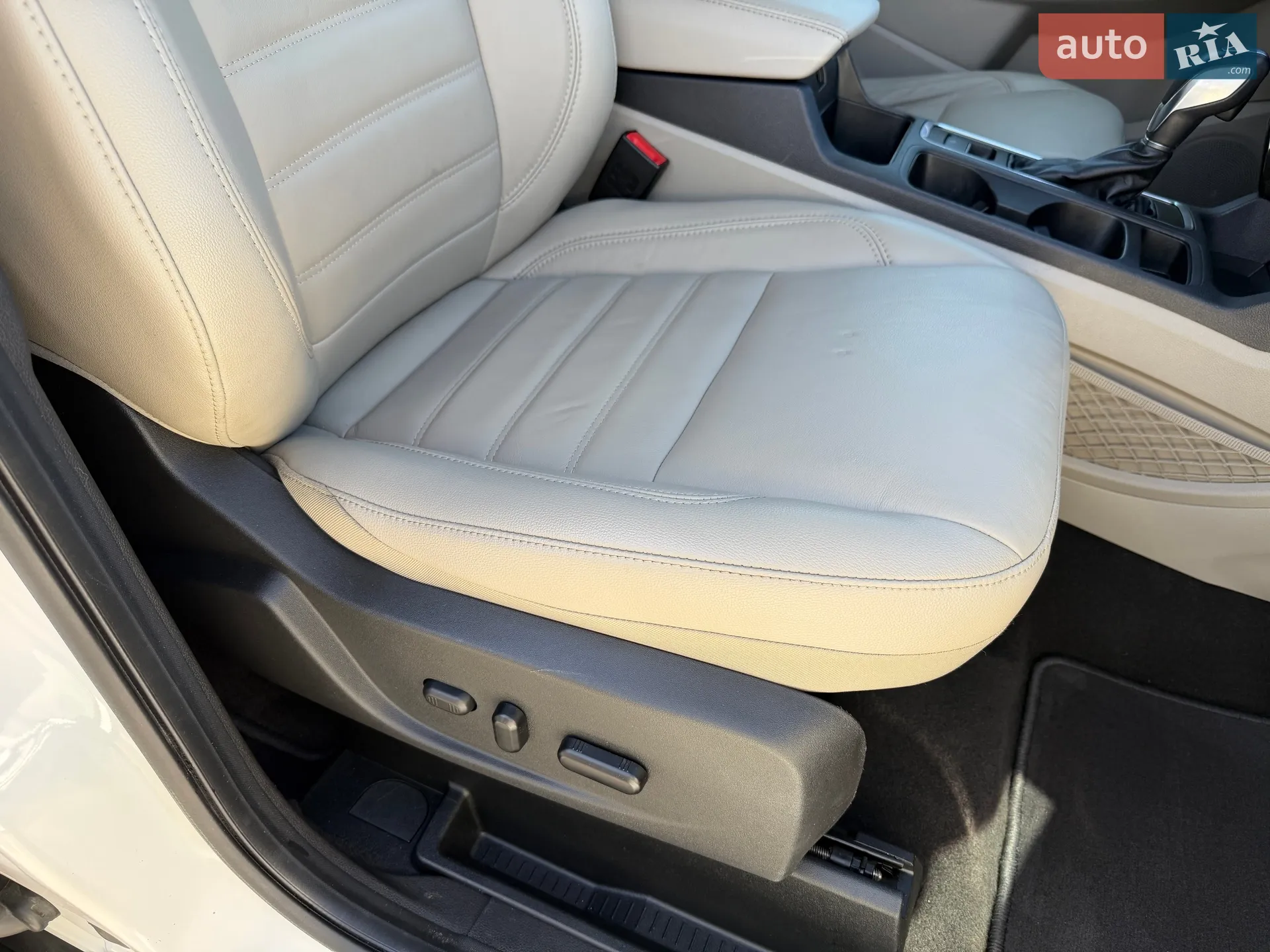 2019 Ford Escape - мініатюра 29