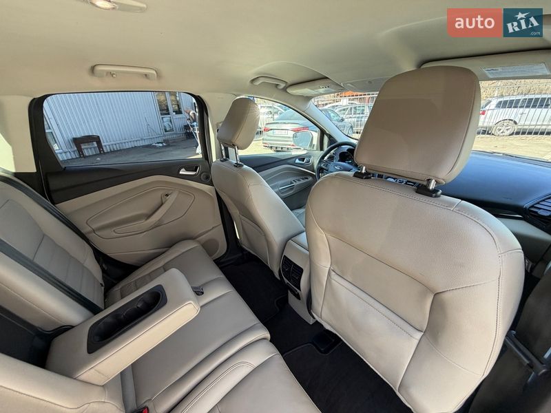 Внедорожник / Кроссовер Ford Escape 2019 в Киеве