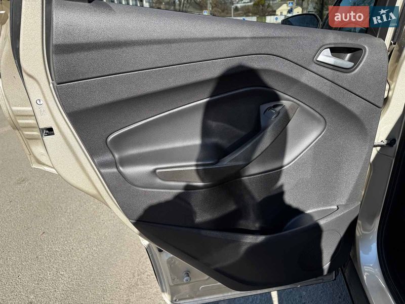 Внедорожник / Кроссовер Ford Escape 2018 в Киеве фото 26 Внедорожник / Кроссовер Ford Escape 2018 в Киеве