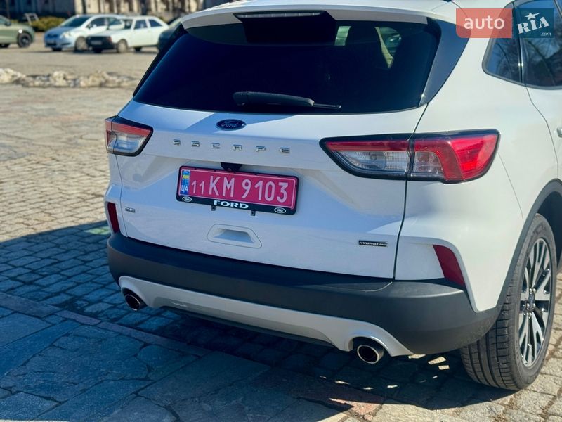 Позашляховик / Кросовер Ford Escape 2020 в Кременчуці