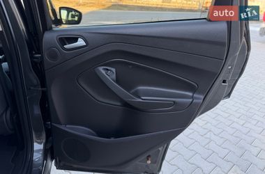 Внедорожник / Кроссовер Ford Escape 2015 в Тернополе
