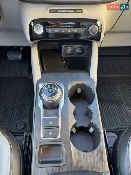 Внедорожник / Кроссовер Ford Escape 2023 в Запорожье