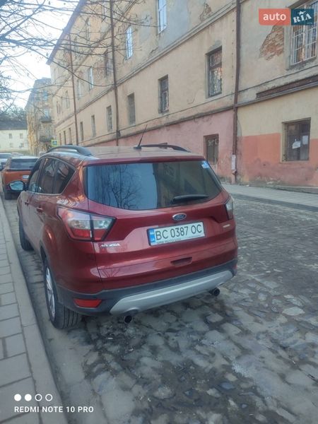 Внедорожник / Кроссовер Ford Escape 2017 в Львове