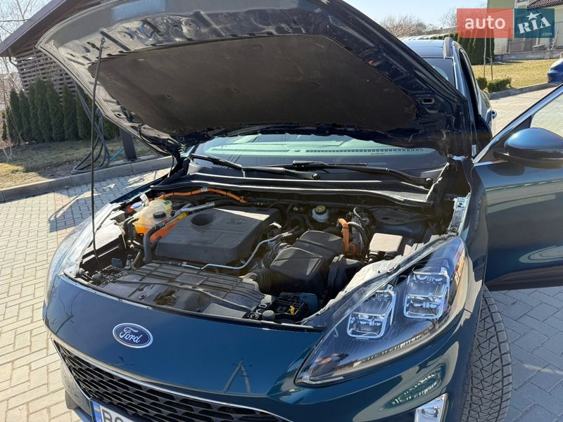 Внедорожник / Кроссовер Ford Escape 2020 в Золочеве
