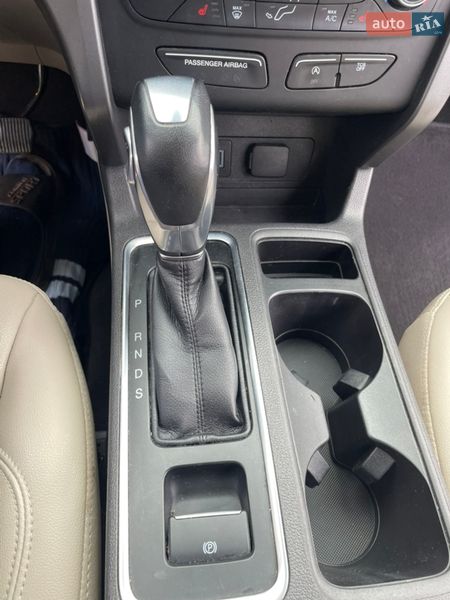Внедорожник / Кроссовер Ford Escape 2019 в Львове