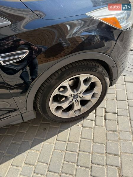 Внедорожник / Кроссовер Ford Escape 2015 в Одессе
