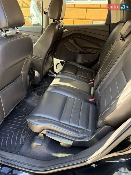 Внедорожник / Кроссовер Ford Escape 2015 в Одессе