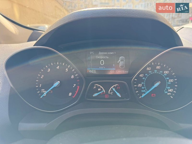 Внедорожник / Кроссовер Ford Escape 2015 в Одессе