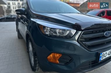 Внедорожник / Кроссовер Ford Escape 2019 в Тернополе