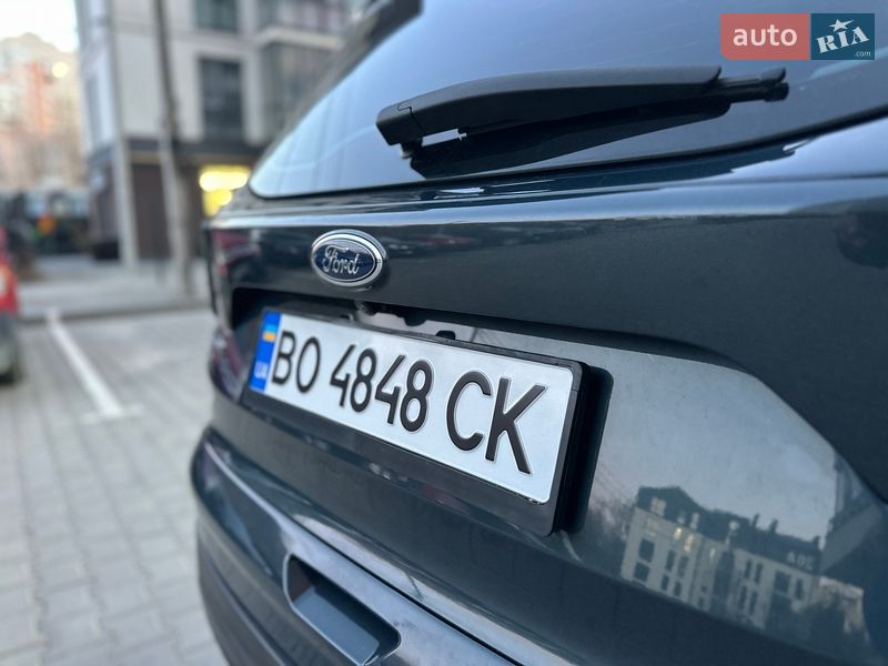 Внедорожник / Кроссовер Ford Escape 2019 в Тернополе