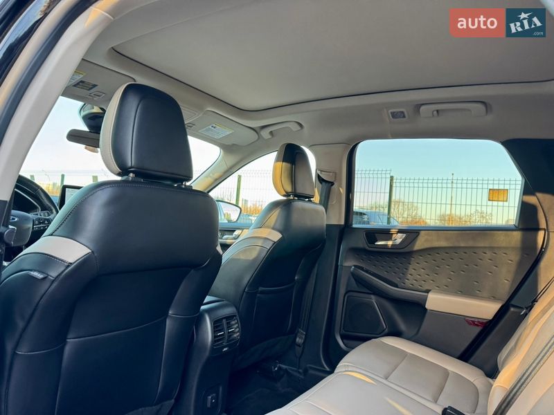 Внедорожник / Кроссовер Ford Escape 2019 в Киеве