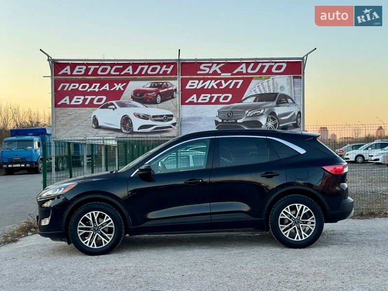 Внедорожник / Кроссовер Ford Escape 2019 в Киеве
