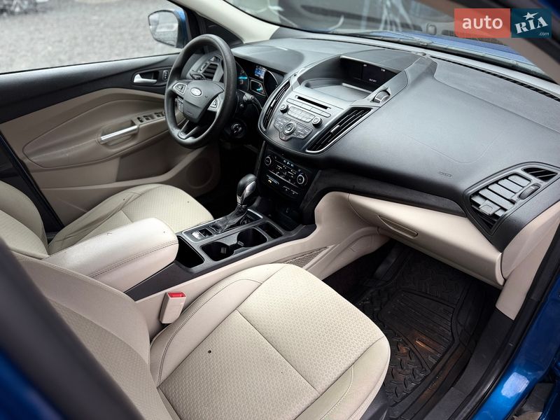 Позашляховик / Кросовер Ford Escape 2018 в Львові