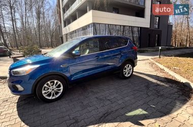 Позашляховик / Кросовер Ford Escape 2019 в Тернополі