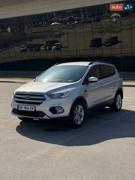 Позашляховик / Кросовер Ford Escape 2018 в Запоріжжі
