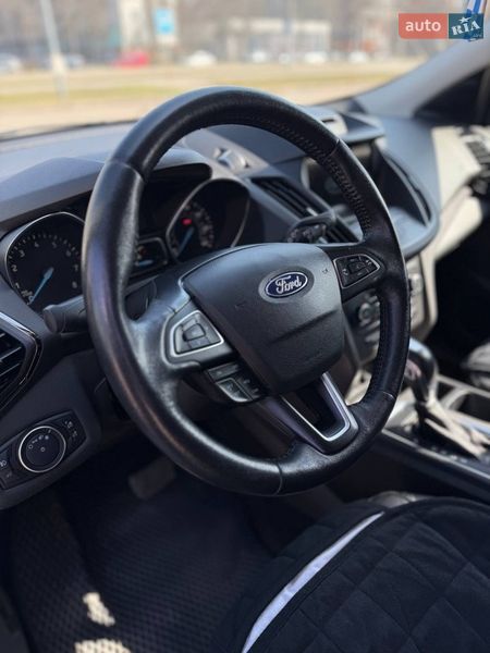 Позашляховик / Кросовер Ford Escape 2018 в Запоріжжі