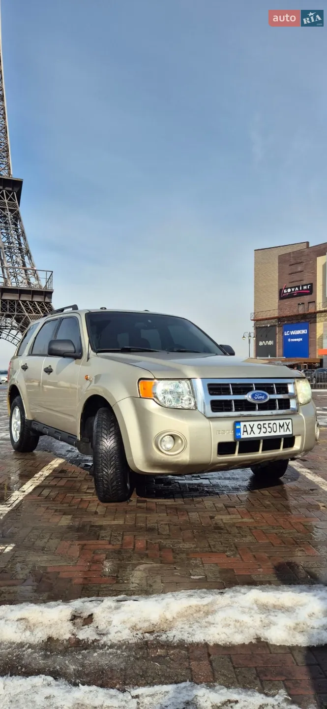 2011 Ford Escape - мініатюра 2